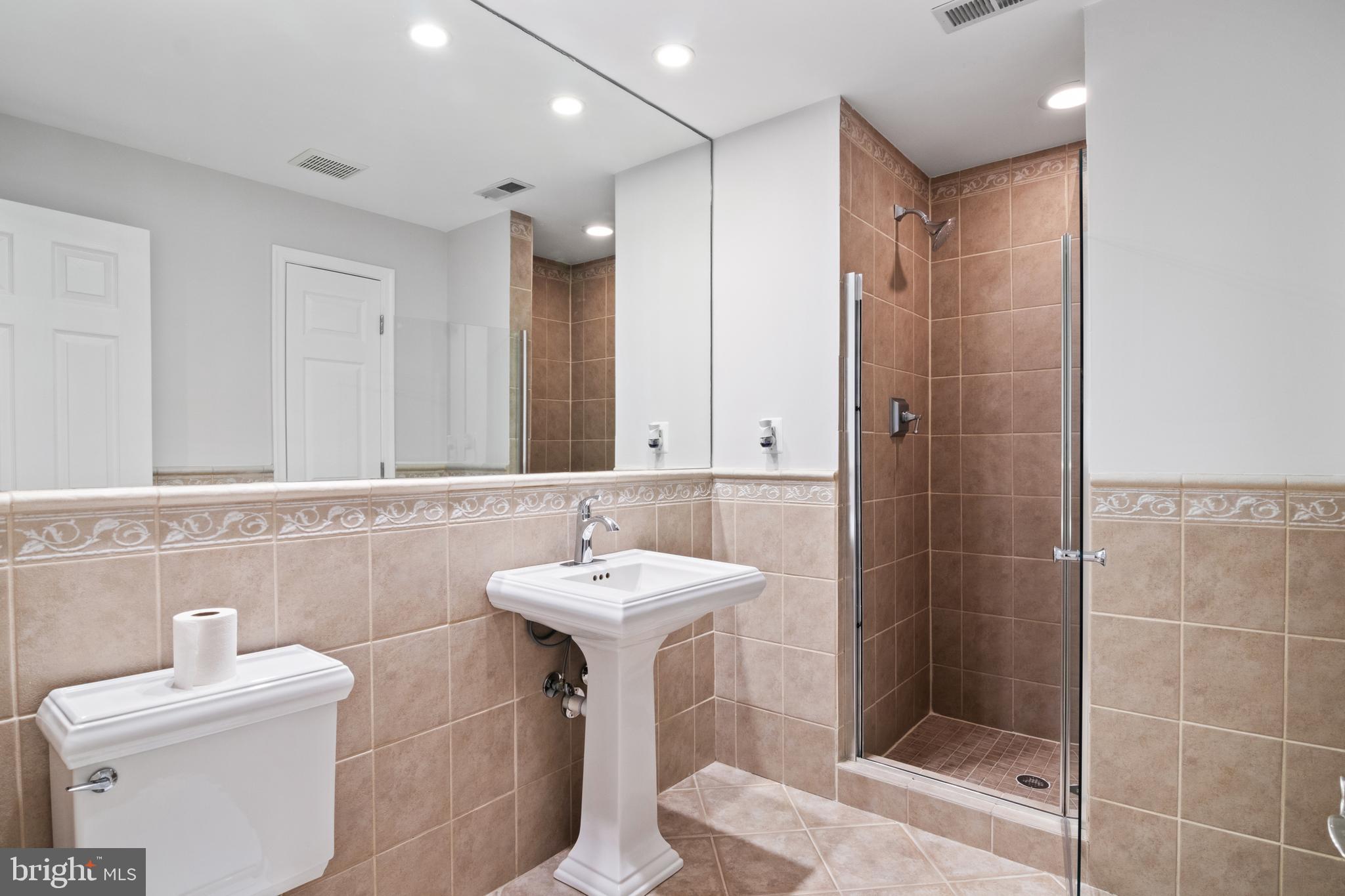 1843 Middlebridge Drive Silver Spring, MD 20906 - Photo 46 of 58