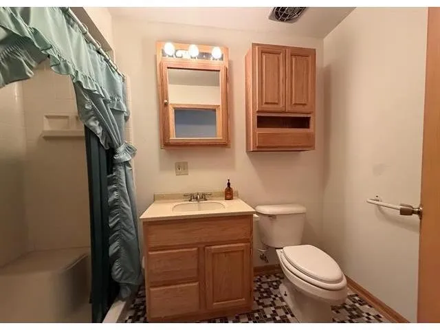 $174,900 | 201 McKinley Avenue, Niagara, WI 54151