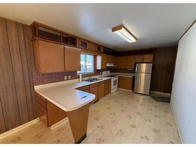 $174,900 | 201 McKinley Avenue, Niagara, WI 54151