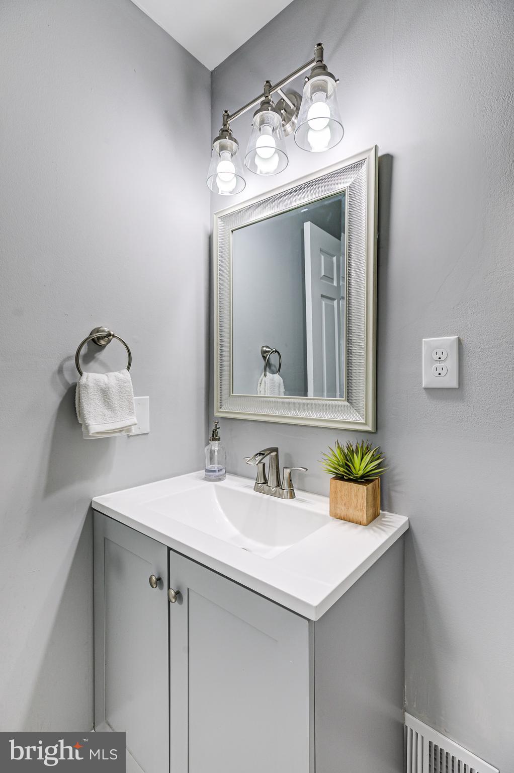 7030 Long View Road Columbia, MD 21044 - Photo 27 of 48