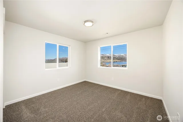 $425,000 | 358 Ives Street, Pateros, WA 98846