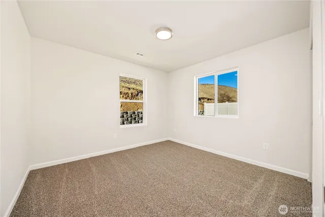 $425,000 | 358 Ives Street, Pateros, WA 98846