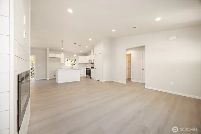 $425,000 | 358 Ives Street, Pateros, WA 98846