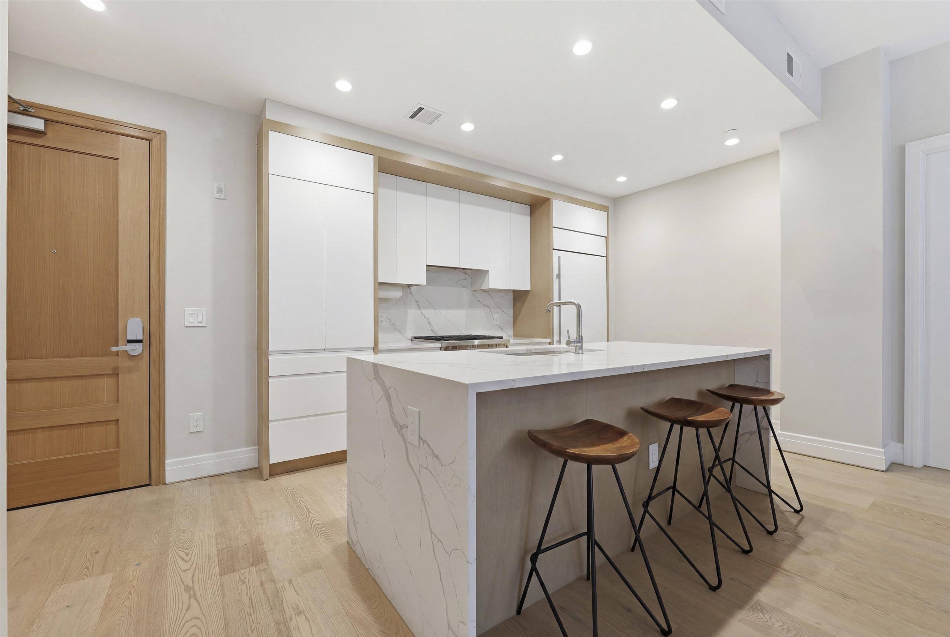720 Clinton Street, Unit 204 Hoboken, NJ 07030 - Photo 11 of 43