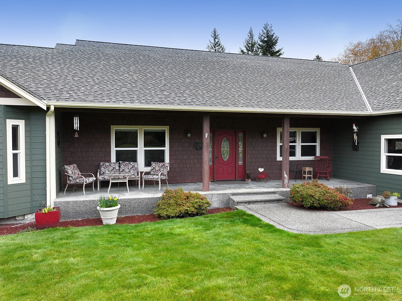 3723 Swede Hill Road Clinton, WA 98236 - Photo 3 of 40