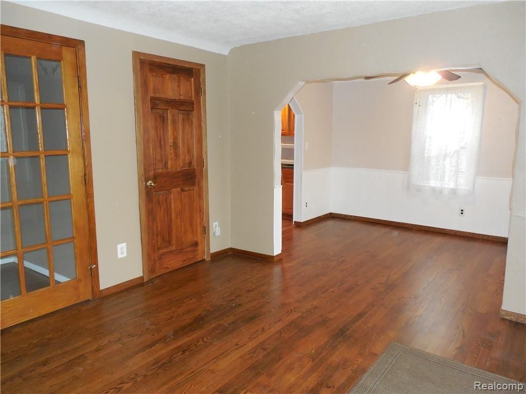 6929 Inkster Road Garden City, MI 48135 - Photo 5 of 65 Living Room to Dining Room
