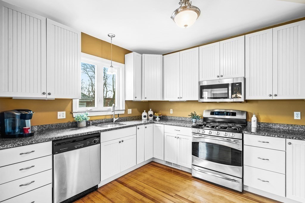 21 Wolcott Road, Unit 21 Lynn, MA 01902 - Photo 7 of 41 Gallery Image 7