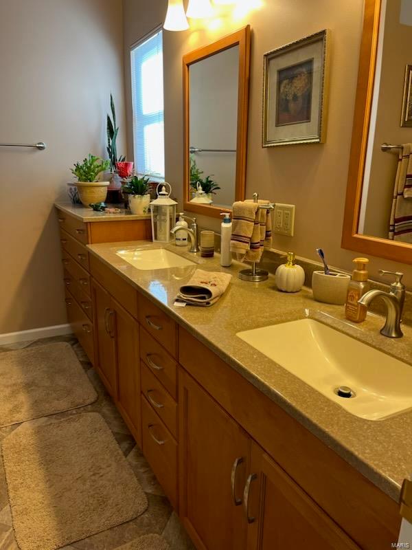 16 Belgian Trail St. Peters, MO 63376 - Photo 13 of 27