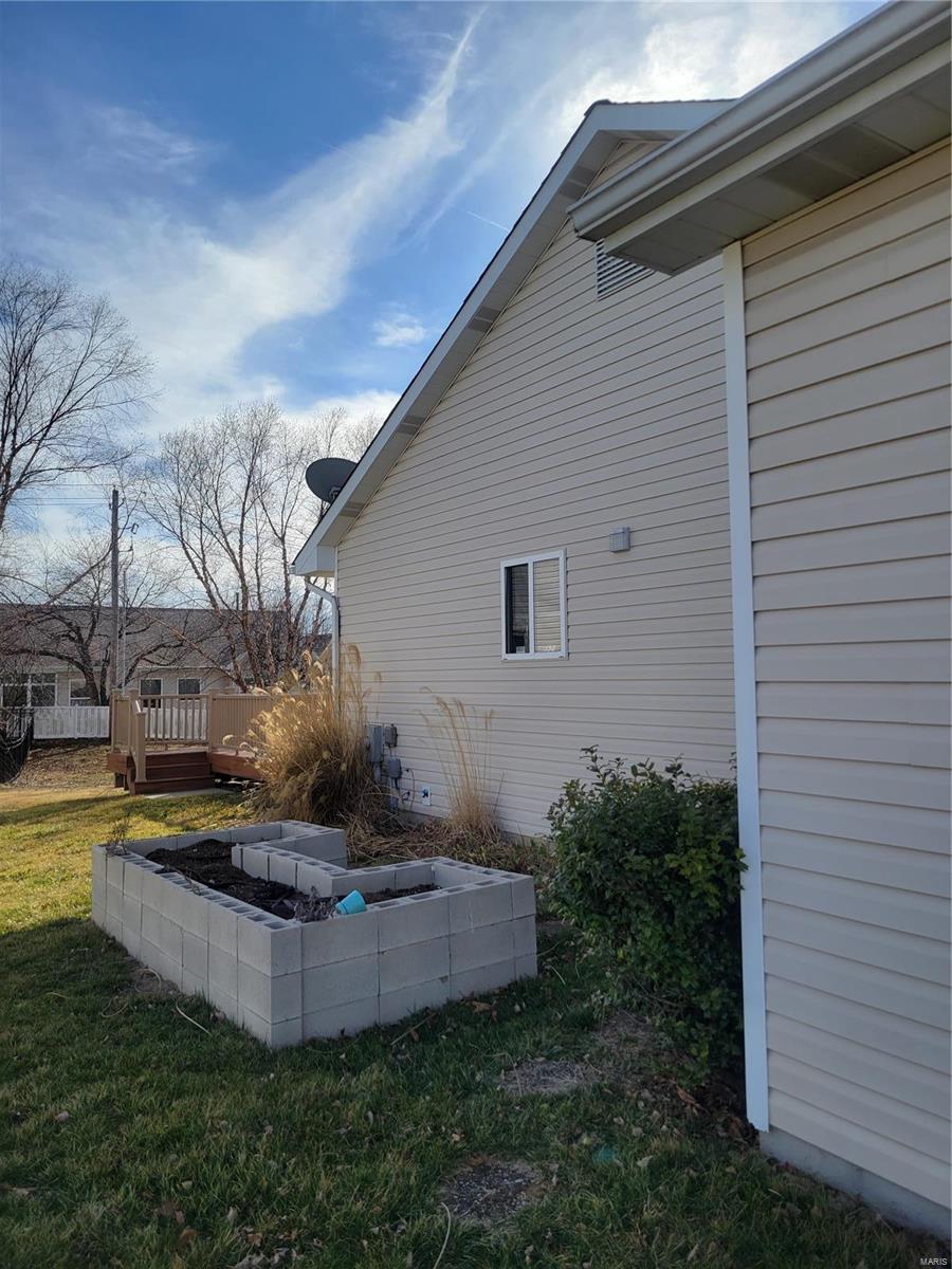 16 Belgian Trail St. Peters, MO 63376 - Photo 18 of 27