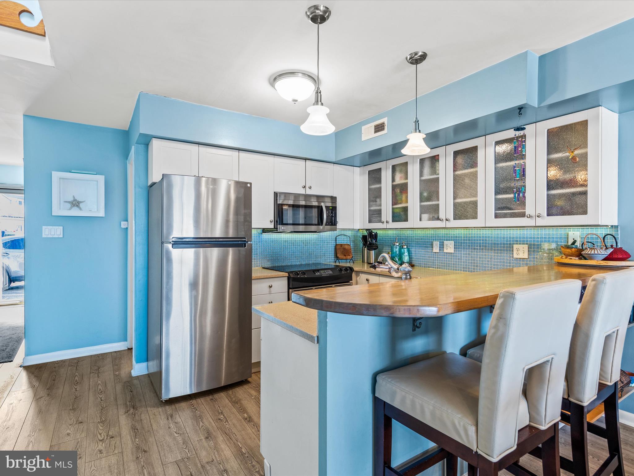 721 Rusty Anchor Road, Unit 22 Ocean City, MD 21842 - Photo 18 of 31 Updated kitchen with stainless steel appliances