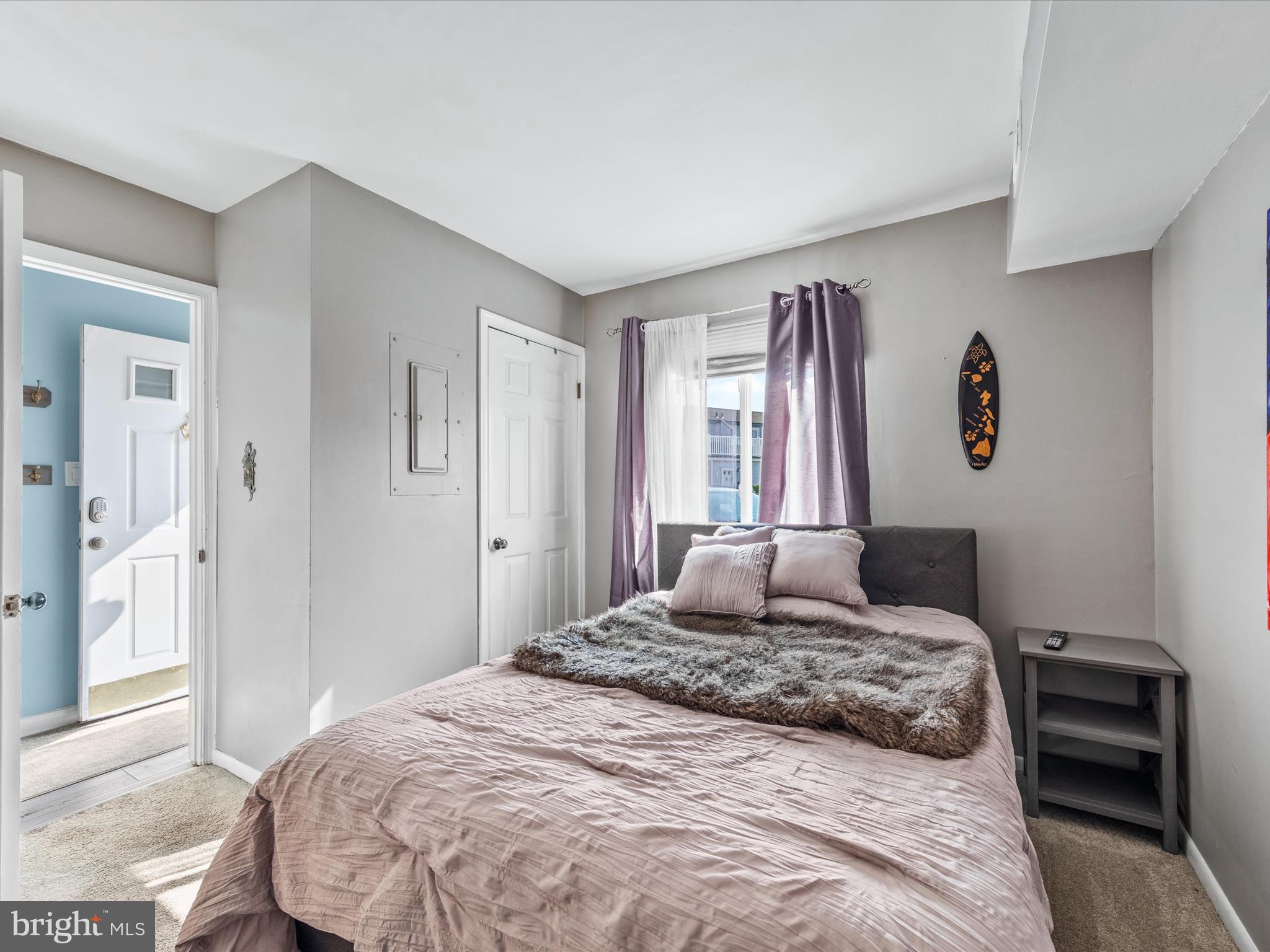 721 Rusty Anchor Road, Unit 22 Ocean City, MD 21842 - Photo 23 of 31 First floor guest bedroom