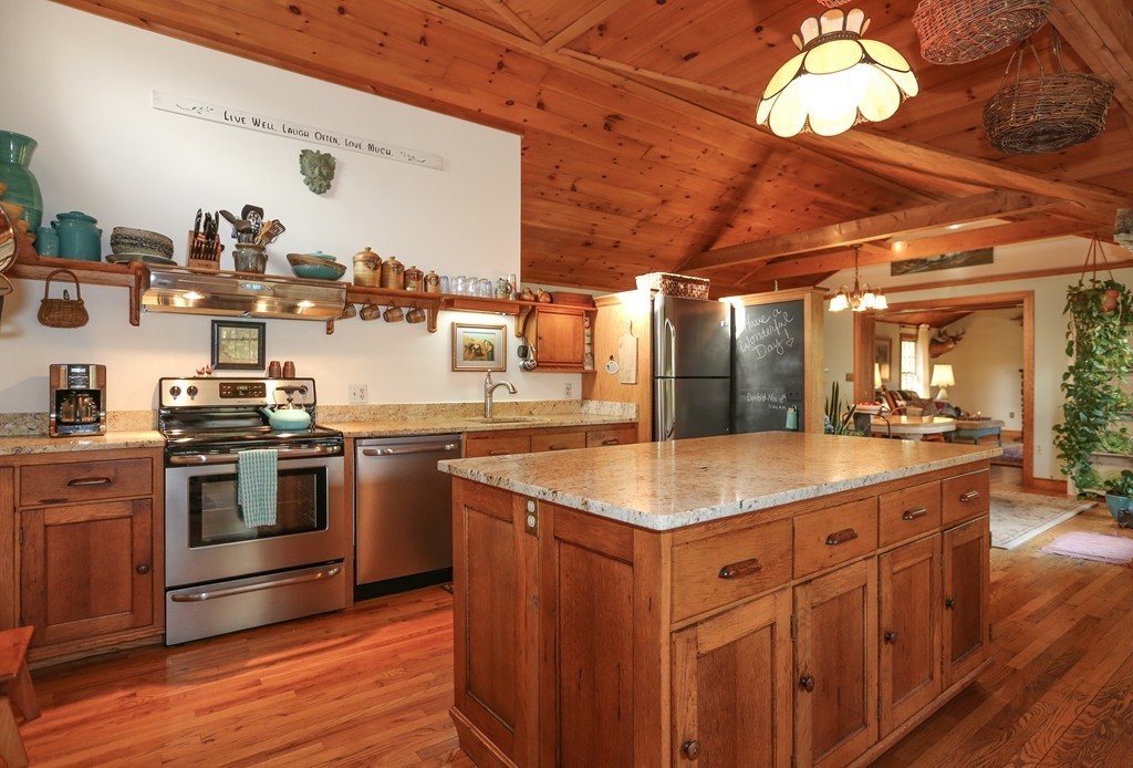 15 Westboro Road Upton, MA 01568 - Photo 6 of 30 Gallery Image 6