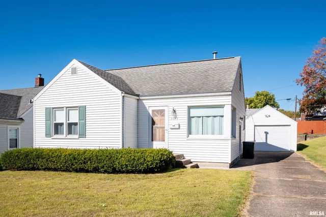 $125,000 | 1011 Mary Street, Pekin, IL 61554