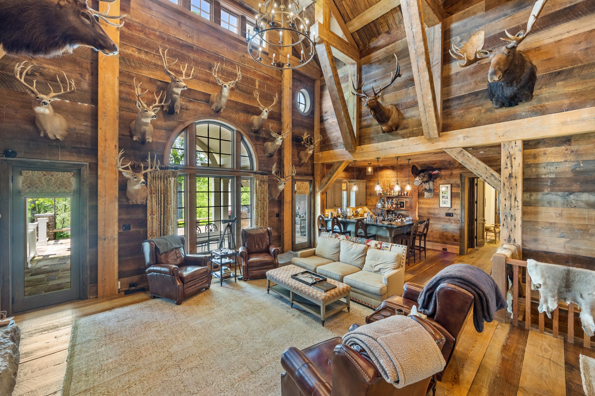 605 Red Oak Road Petersburg, TN 37144 - Photo 15 of 98 a living room with furniture and a large window