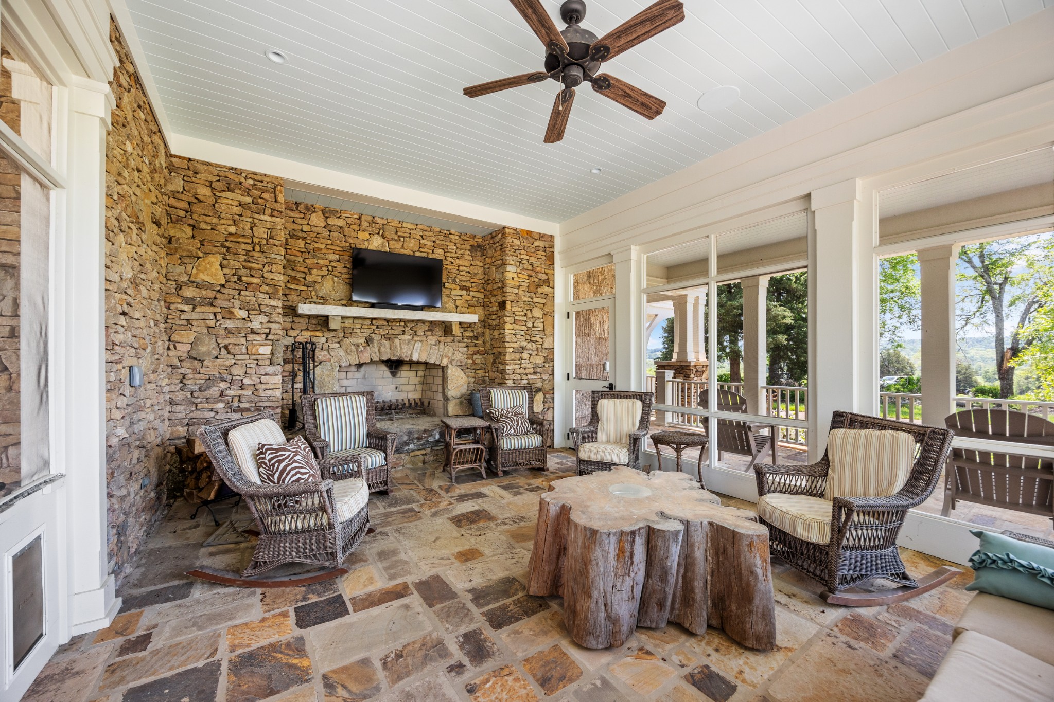 605 Red Oak Road Petersburg, TN 37144 - Photo 28 of 98 a living room with fireplace furniture and a flat screen tv
