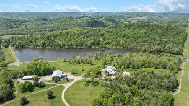 $34,500,000 | 605 Red Oak Road, Petersburg, TN 37144
