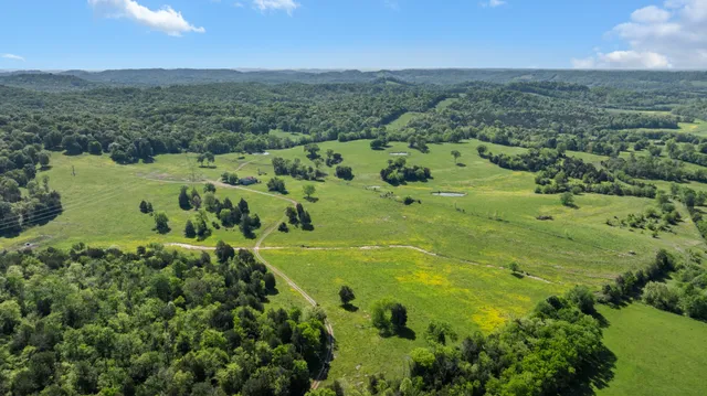 $34,500,000 | 605 Red Oak Road, Petersburg, TN 37144