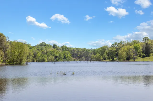 $34,500,000 | 605 Red Oak Road, Petersburg, TN 37144