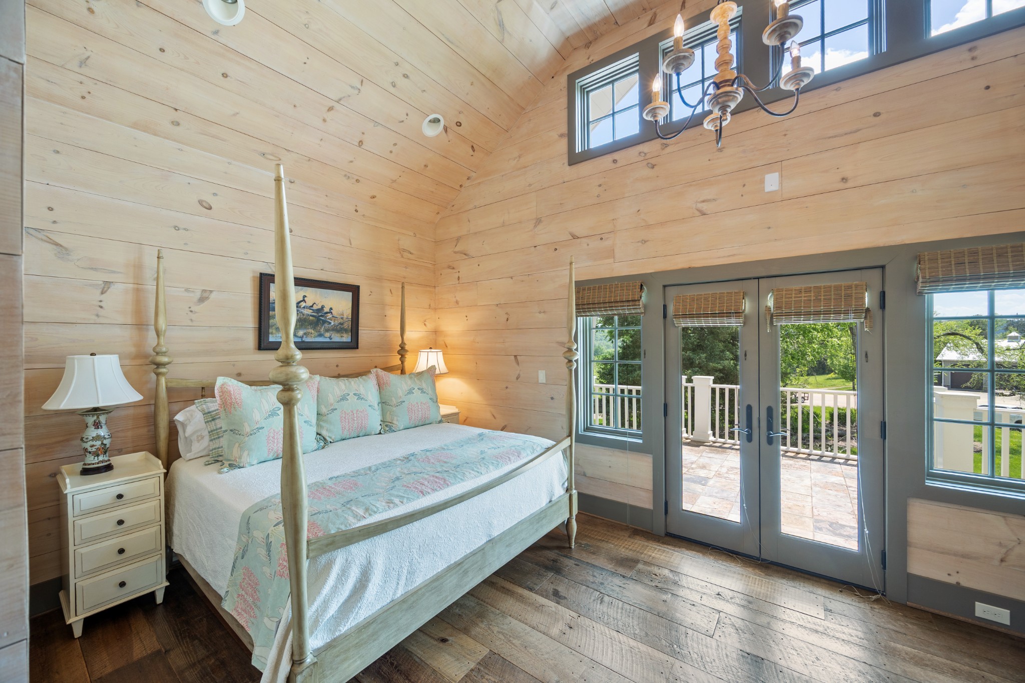 605 Red Oak Road Petersburg, TN 37144 - Photo 88 of 98 a bedroom with a bed and a night stand