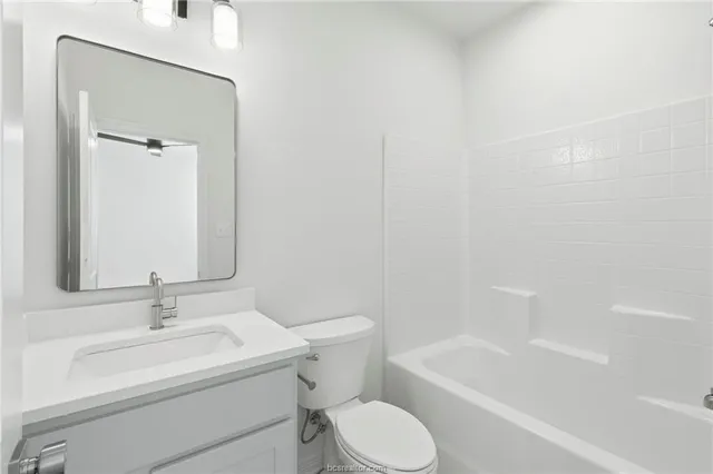 $4,500 | 307 Sterling Street, Unit D, College Station, TX 77840