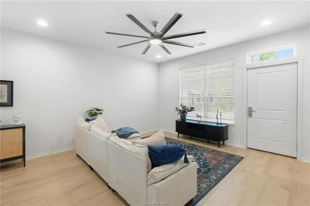 $4,500 | 307 Sterling Street, Unit D, College Station, TX 77840