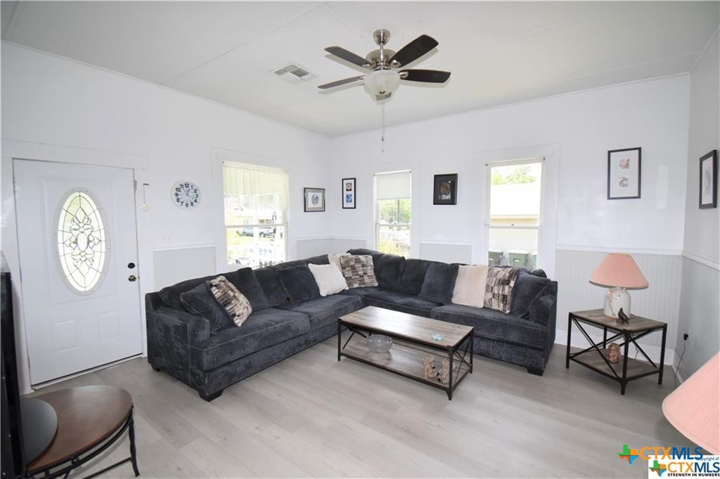 920 South 33rd Street Temple, TX 76504 - Photo 4 of 23