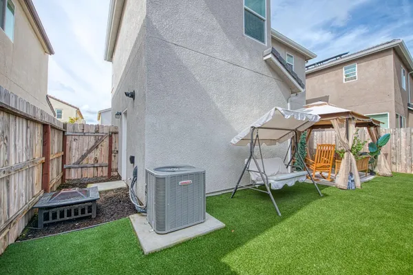 $418,000 | 2053 North Ralph Lane, Clovis, CA 93619