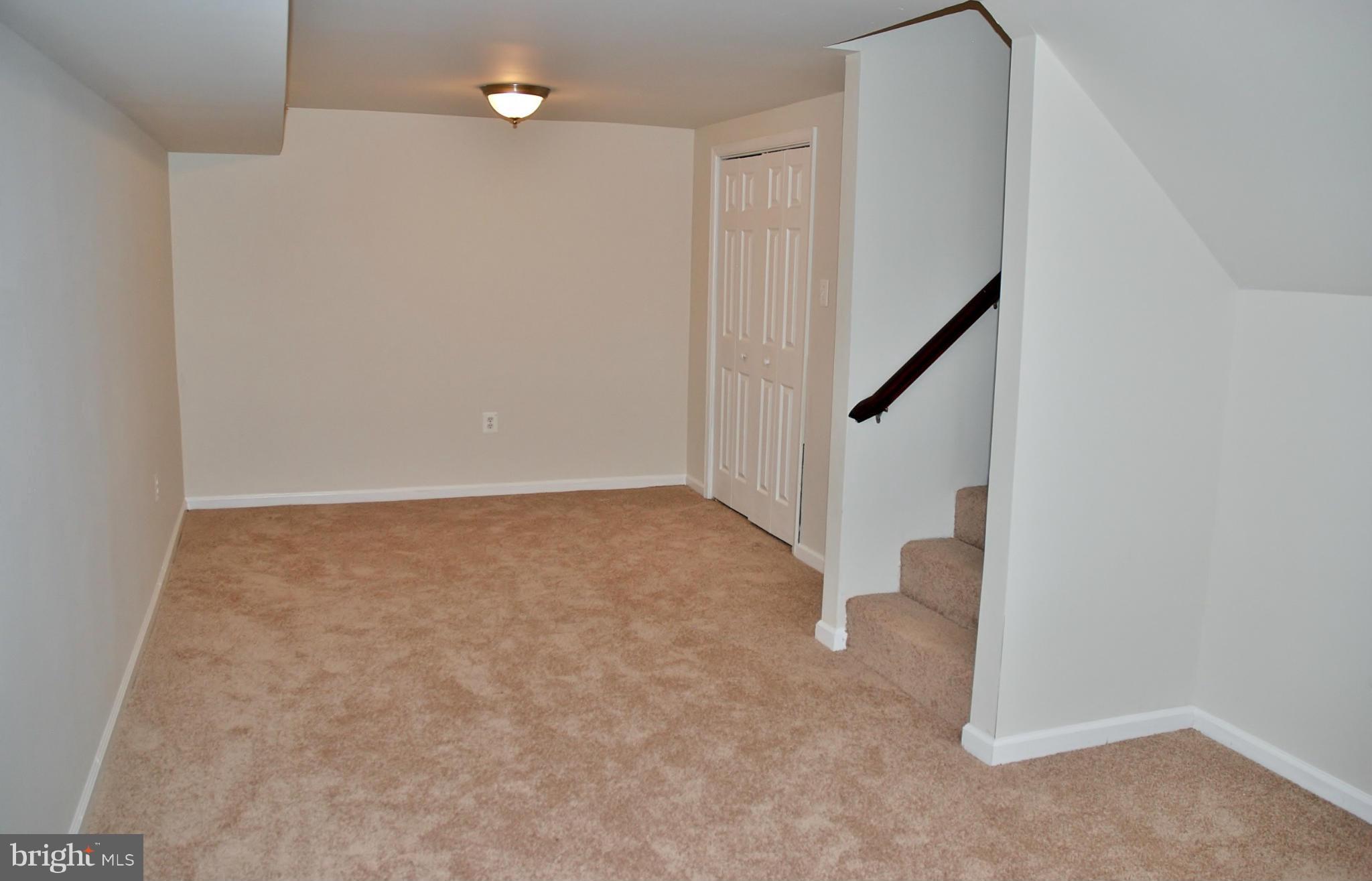 211 Thistle Drive Silver Spring, MD 20901 - Photo 18 of 23 an empty room with an entryway