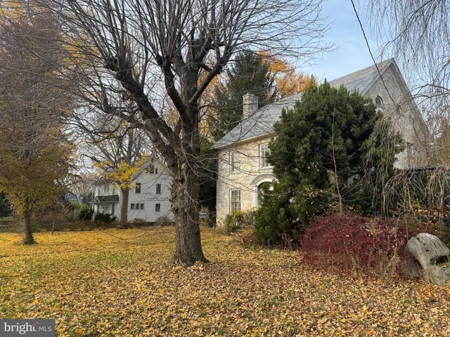 $229,000 | 560 East Baltimore Street, Greencastle, PA 17225