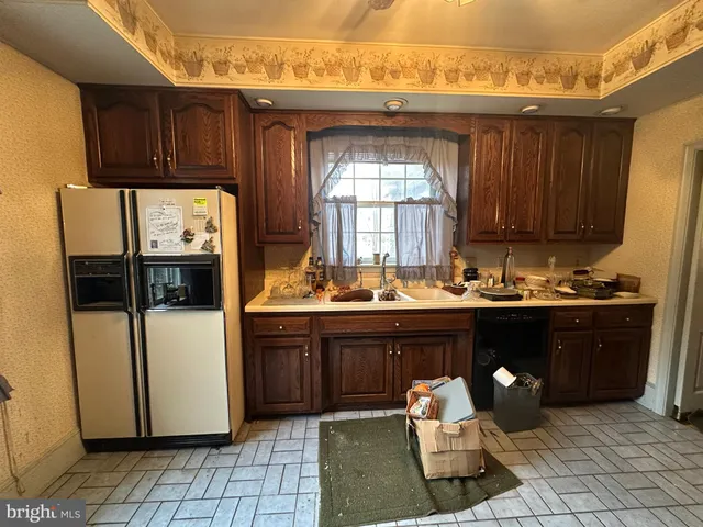 $229,000 | 560 East Baltimore Street, Greencastle, PA 17225