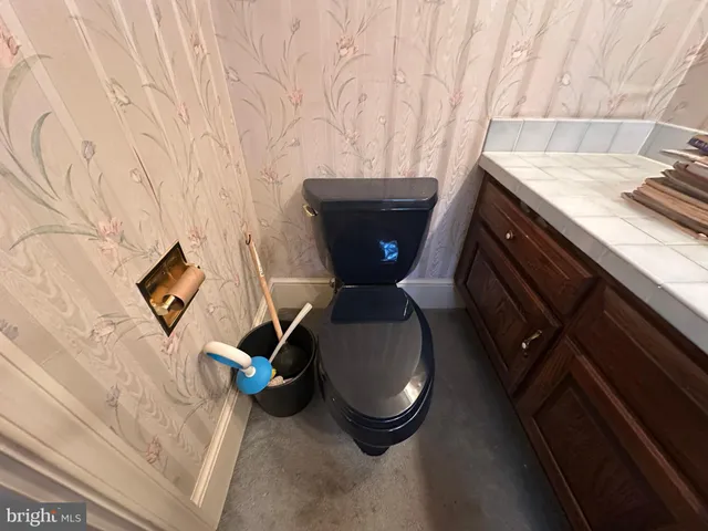 $229,000 | 560 East Baltimore Street, Greencastle, PA 17225