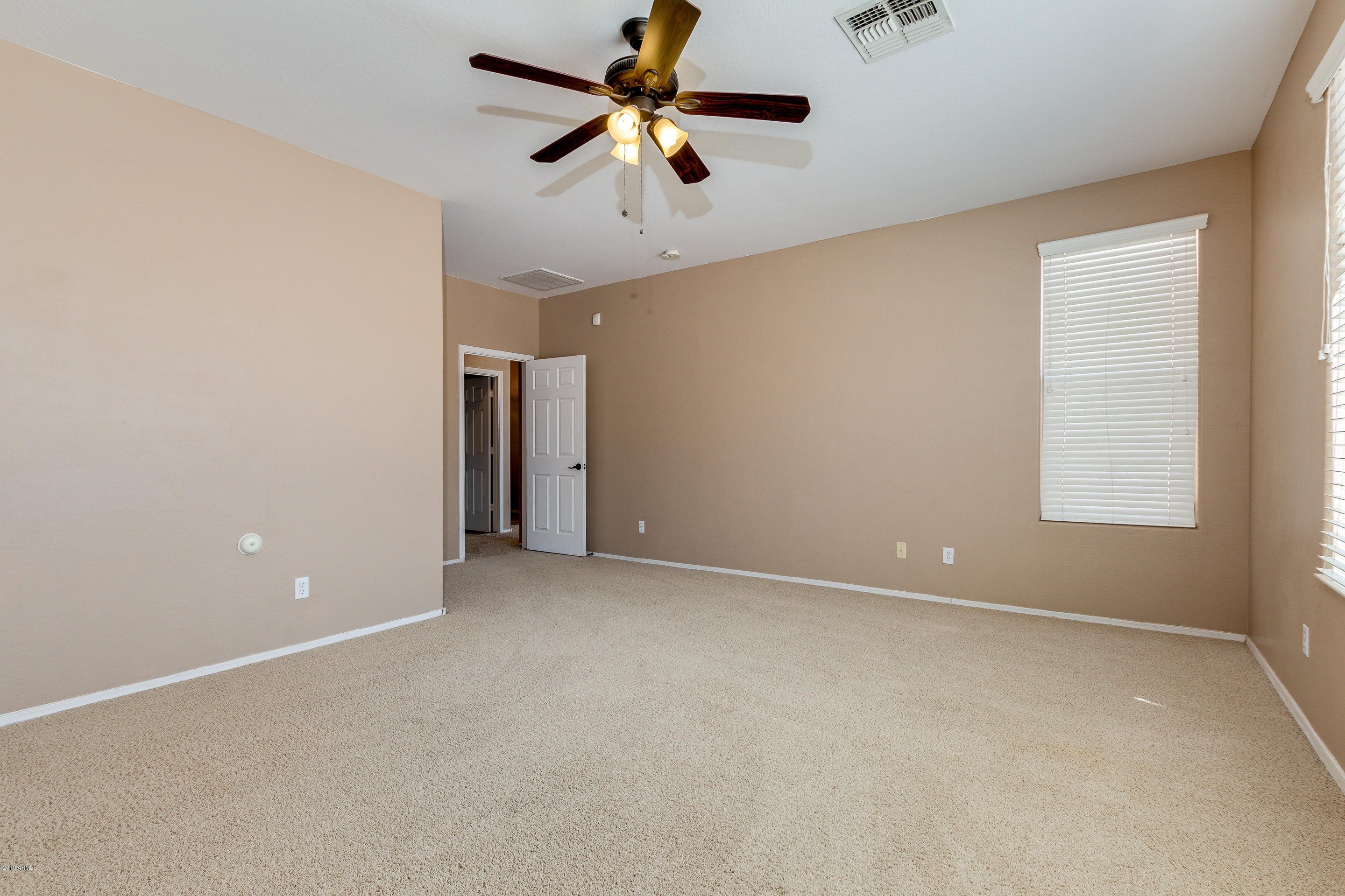 14079 West Bloomfield Road Surprise, AZ 85379 - Photo 13 of 28 15-Bloomfield