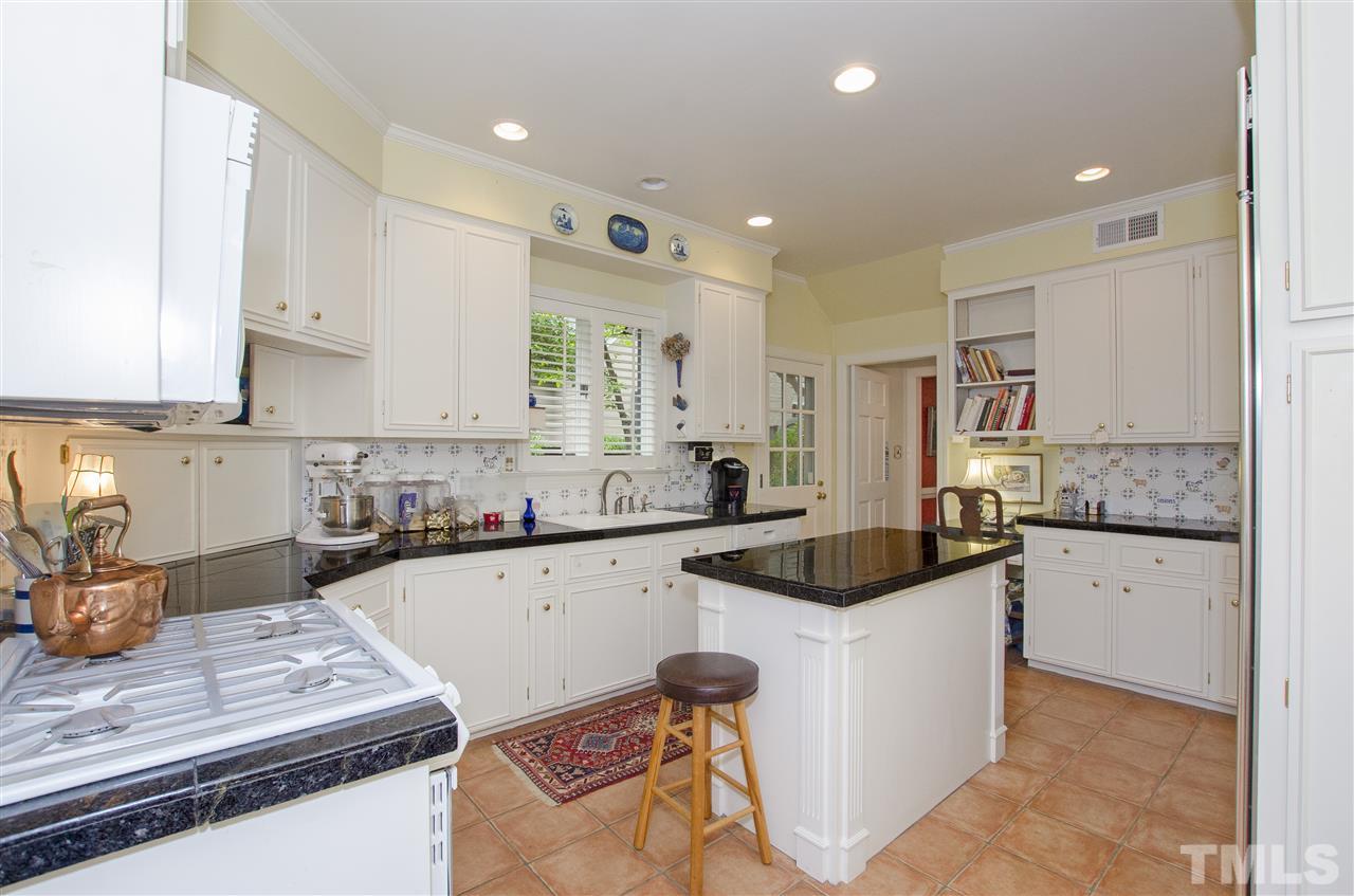 815-2 Marlowe Road Raleigh, NC 27609 - Photo 12 of 25