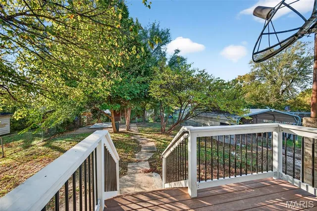 $199,900 | 136 West Etta Avenue, St. Louis, MO 63125