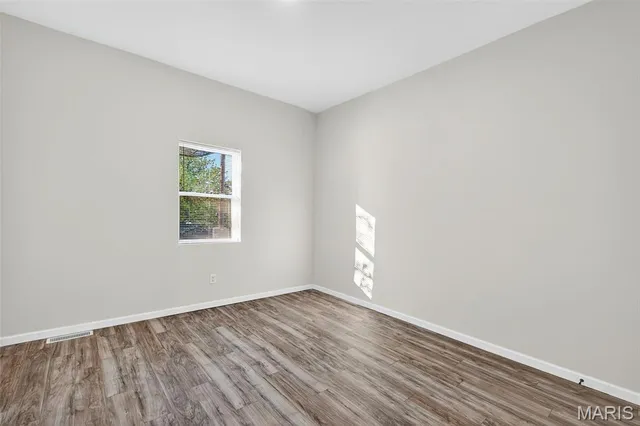 $199,900 | 136 West Etta Avenue, St. Louis, MO 63125