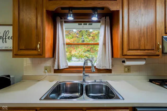 $309,999 | 1540 Weber Drive, Indianapolis, IN 46227