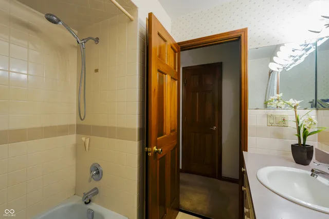 $309,999 | 1540 Weber Drive, Indianapolis, IN 46227