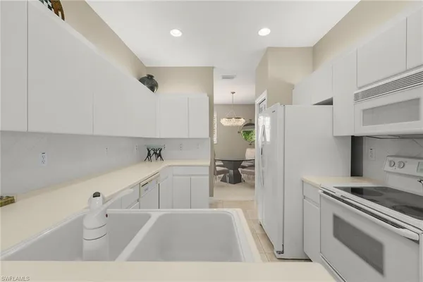 $534,900 | 3491 Ballybridge Circle, Unit 203, Bonita Springs, FL 34134