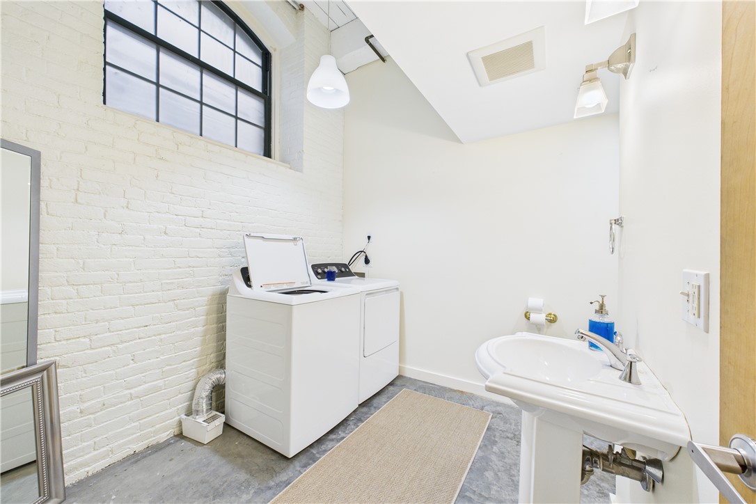 28 Bayley Street, Unit 107 Pawtucket, RI 02860 - Photo 15 of 21