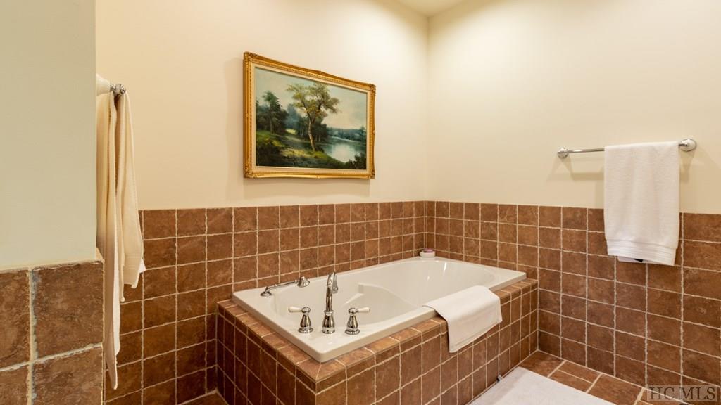 162 Sheep Laurel Road Cashiers, NC 28717 - Photo 28 of 42 Gallery Image 28