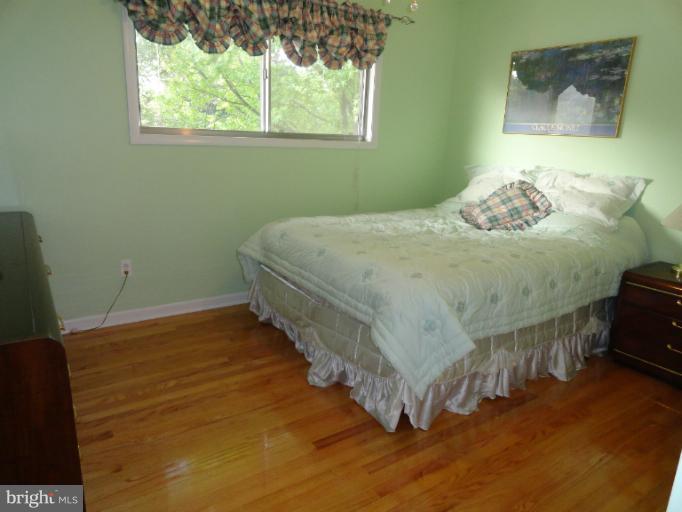 2403 Sugarcone Road Baltimore, MD 21209 - Photo 22 of 30 Bedroom
