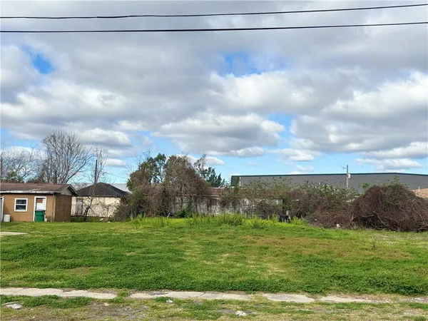 $40,000 | 636 Silver Lilly Lane, Marrero, LA 70072