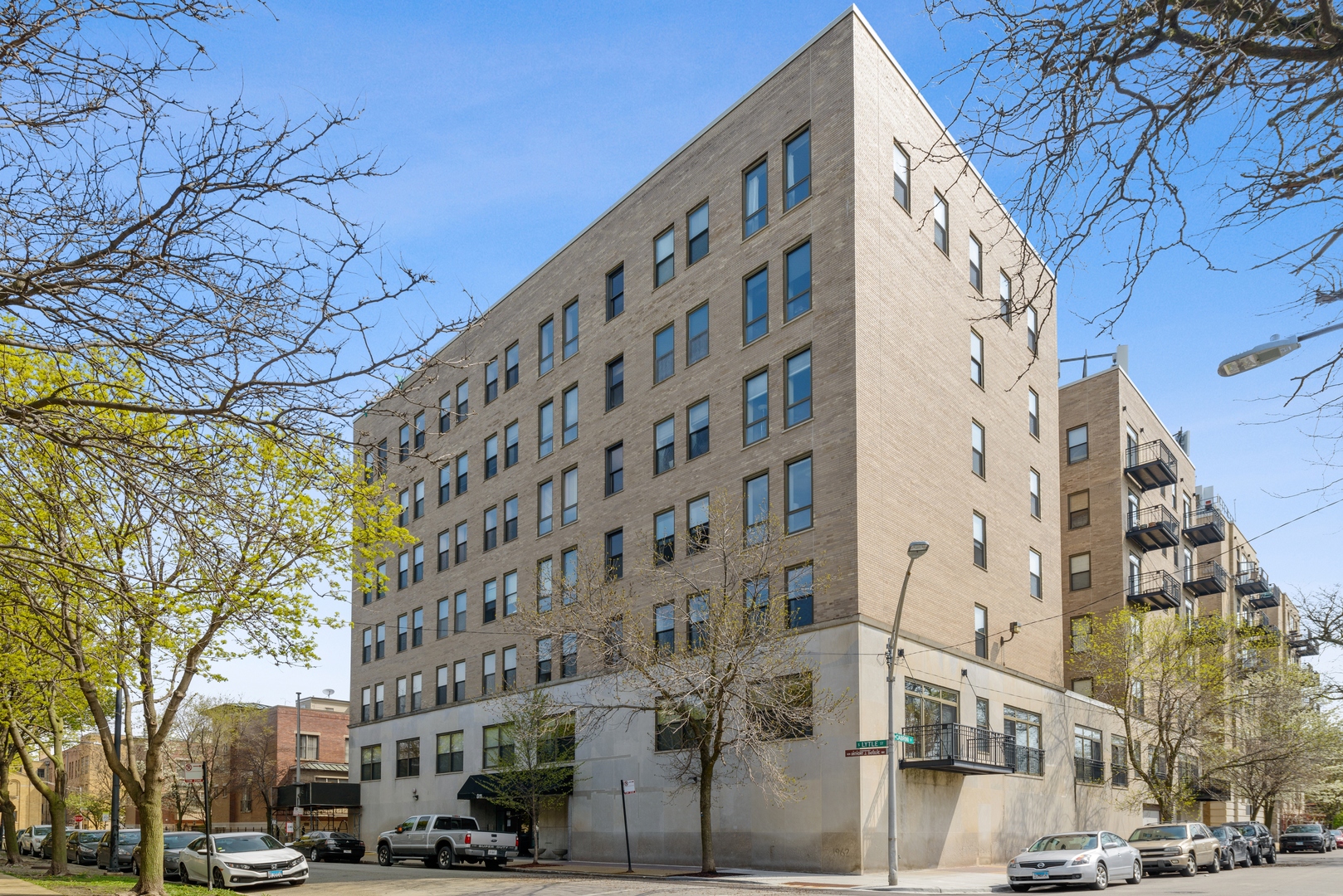 811 South Lytle Street, Unit 606 Chicago, IL 60607 - Photo 1 of 17