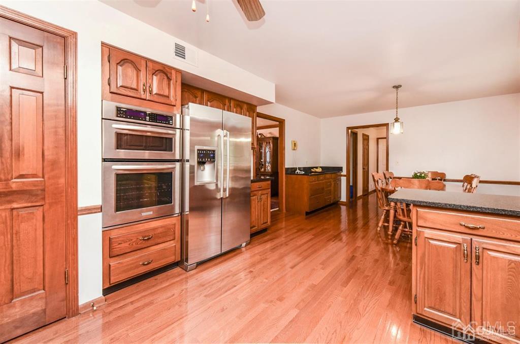 16 Marblehead Drive West Windsor, NJ 08550 - Photo 12 of 30