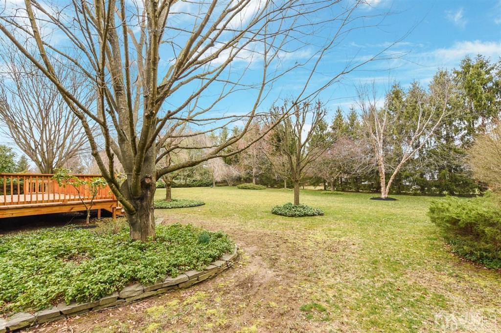 16 Marblehead Drive West Windsor, NJ 08550 - Photo 3 of 30