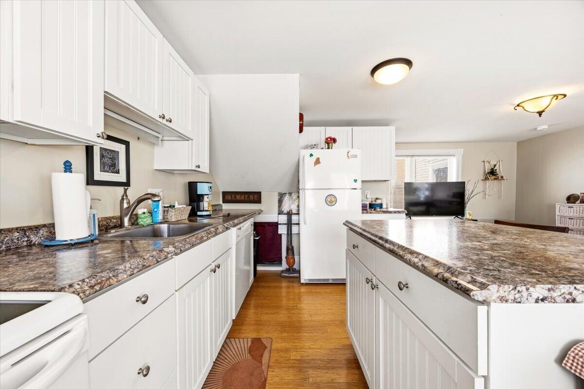 60 North Street Saco, ME 04072 - Photo 32 of 40 32