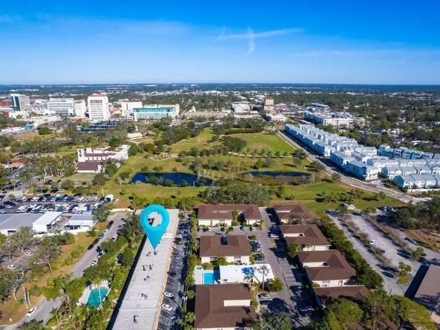 $139,000 | 2155 Wood Street, Unit B17, Sarasota, FL 34237