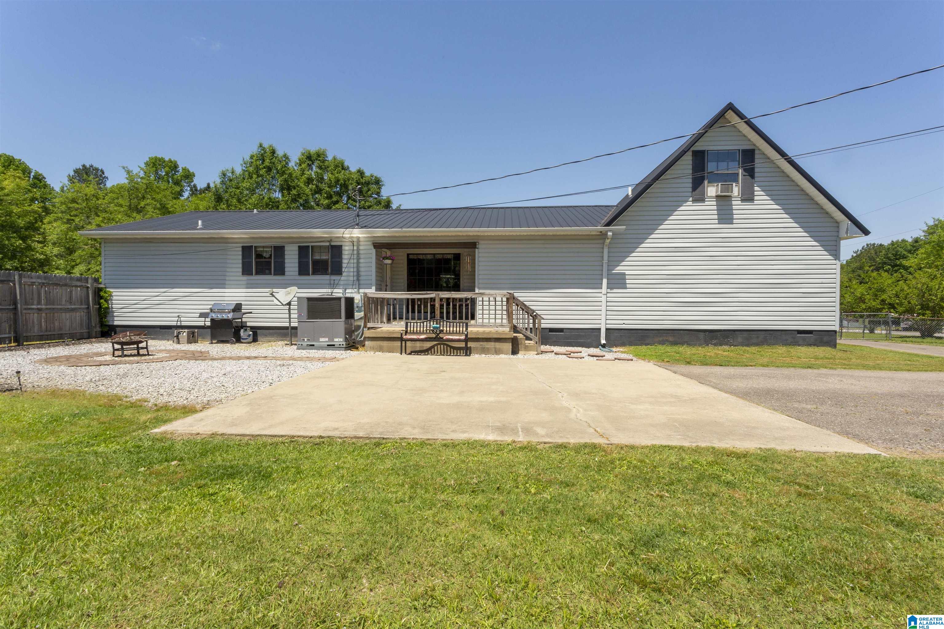 9215 Goodwin Lane Gadsden, AL 35903 - Photo 8 of 41