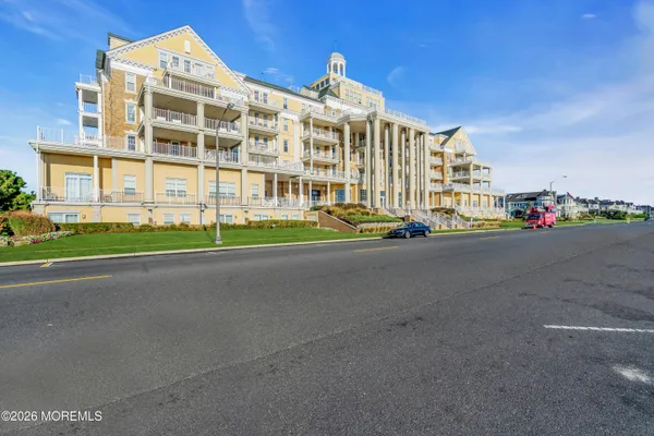 $9,500 | 700 Ocean Avenue, Unit G1, Spring Lake, NJ 07762