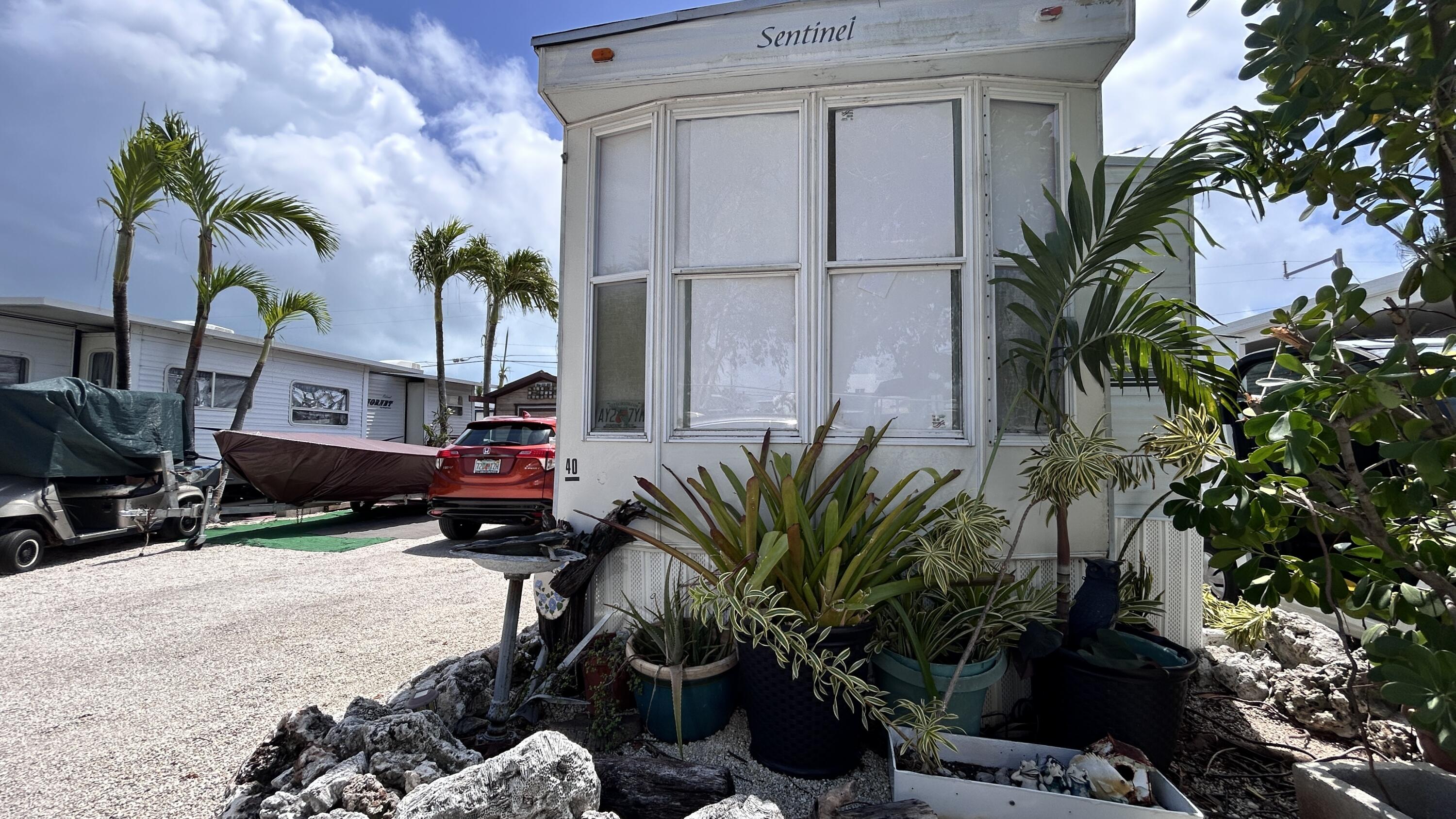 325 Calusa Street, Unit 40 Key Largo, FL 33037 - Photo 2 of 4 IMG_0357